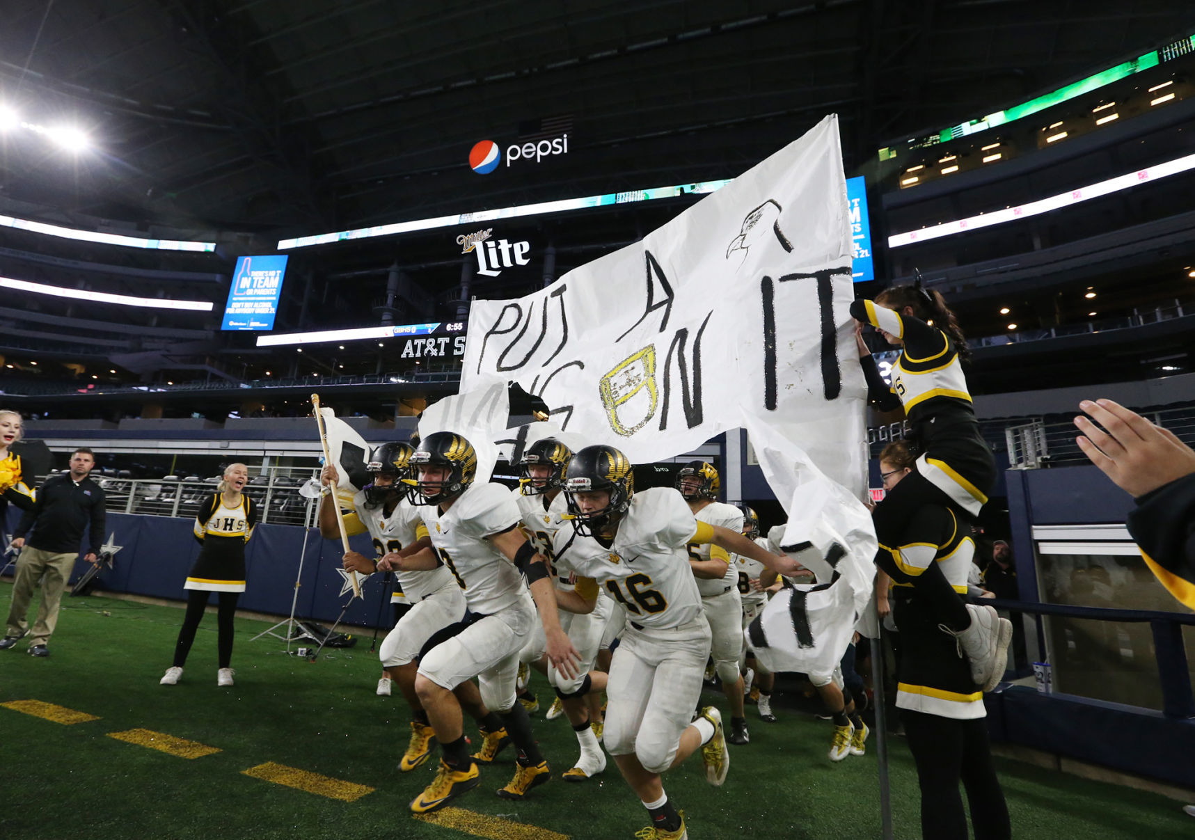 Six-man: Jonesboro, Blum, Cranfills Gap, Bynum, Vanguard